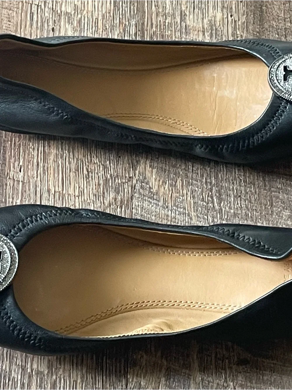 Tory Burch Black Leather Logo Medallion Ballet Flats